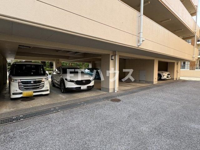 YS習志野台の駐車場