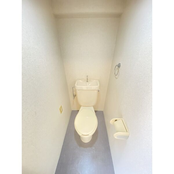 アーバンポイント川名本町　SOHO/事務所利用可　民泊不可　名古屋市賃貸　仲介手数料無料のトイレ