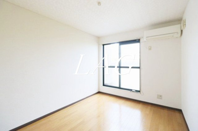 【居間・リビング】 | グリーンハウス | 洋室のお部屋です。