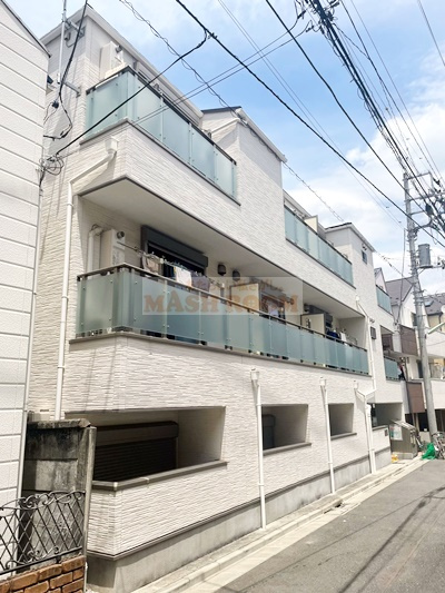 グランド天沼のエントランス|外観もきれいです