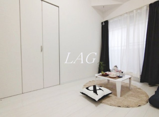 【居間・リビング】 | アクト越谷 | 洋室のお部屋です。