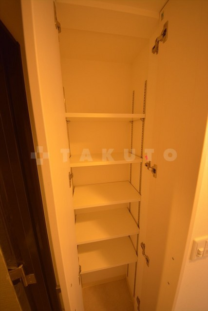 アーデンタワー本町イーストの収納