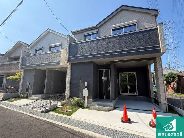 八尾市福万寺町南　新築一戸建ての外観|お客様に長く安心して住んでいだだける事にこだわった家づくり！住んでからのアフターサービスにもしっかりと取り組んでいます！