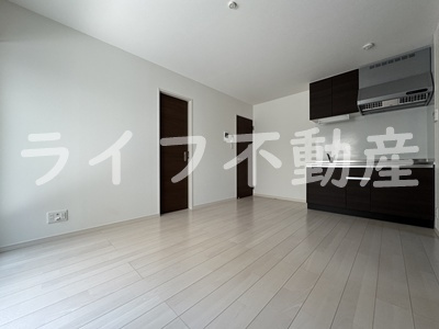 Ace Garden Heights Iの居間・リビング|こちらのリビングで趣味の時間をお楽しみください