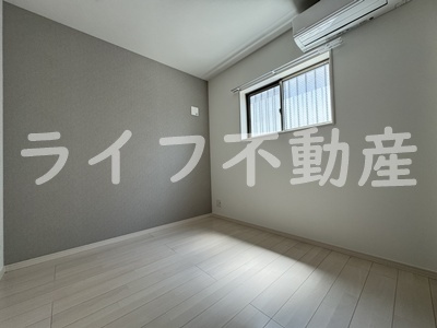 Ace Garden Heights Iの洋室|明るい洋室です