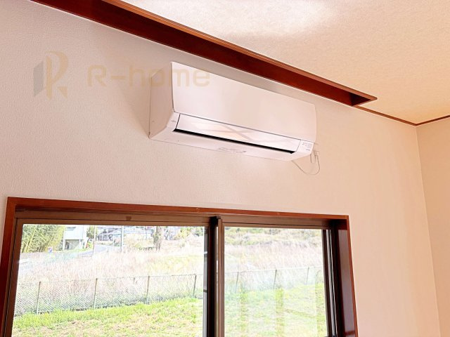 桜川市青柳　中古戸建ての設備|リビングエアコン付きで年中快適空間に♪