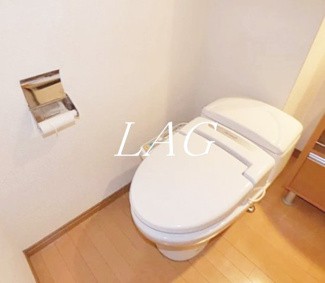 【トイレ】 | リブリ・ジラソーレ | トイレです。