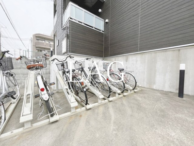 【その他共用部分】 | リブリ・URAWA MOTOMATI | 駐輪場です。