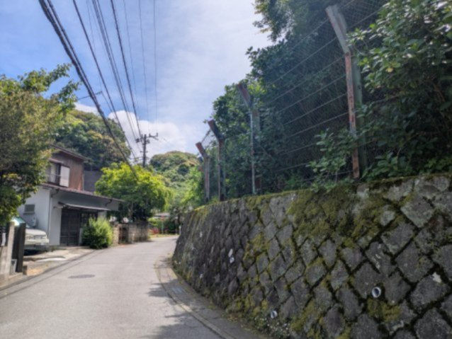 緑豊かな住環境　陽当たり良好の周辺|山々を臨む