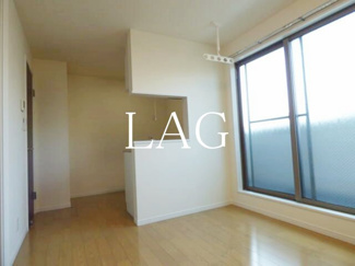 【居間・リビング】 | ラウレア南流山 | 洋室のお部屋です。