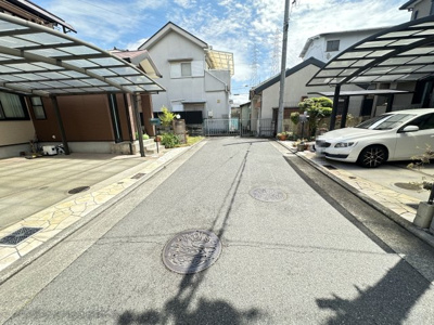 【前面道路含む現地写真】 | 【定期借地権】和泉市今福町1丁目戸建 | 前面道路