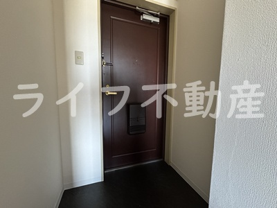 CORNICHE長瀬の玄関|玄関です
