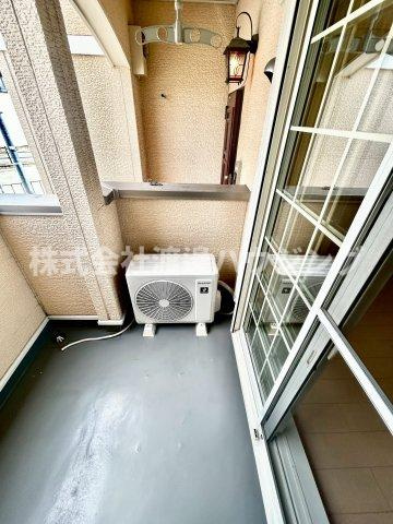 Yシャトレーヌのバルコニー