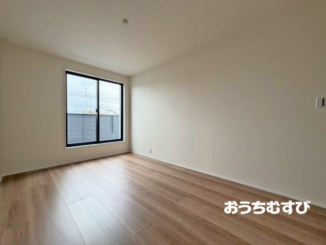 春日井市柏井町7丁目(全4棟)の洋室