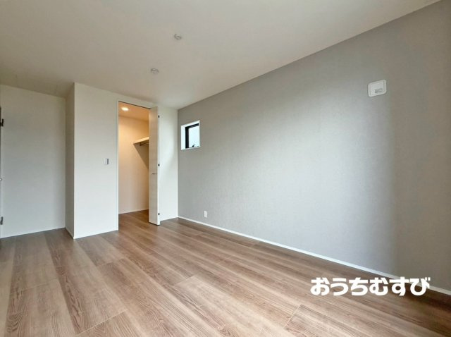春日井市柏井町7丁目(全4棟)の洋室