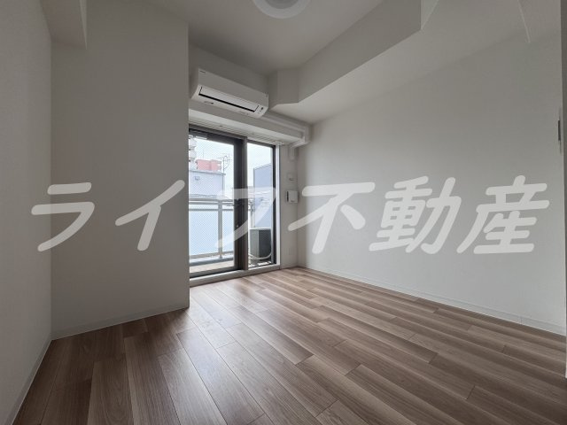 プレサンス新深江ディレットの洋室|ゆったりした洋室です