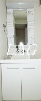 【洗面所】 | b'CASA東日暮里 | 洗面台です。