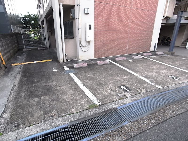 ラピート大蔵Ⅰの駐車場