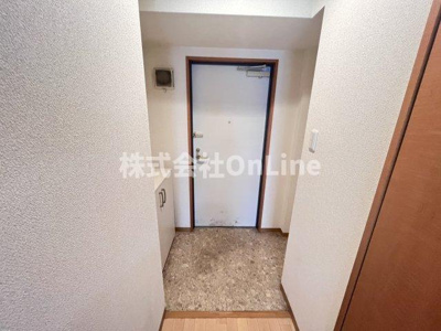 【玄関】 | ルミエール八尾駅前