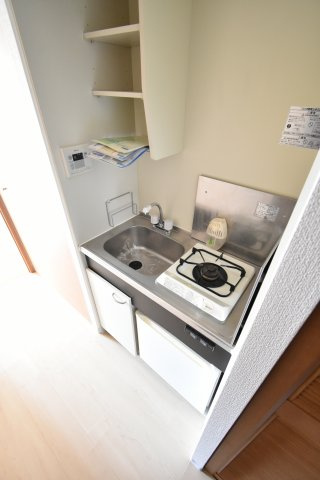 エスティライフ難波西のキッチン