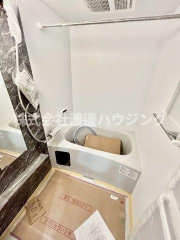 フォレストクリエオーレ城垣町壱番館の浴室