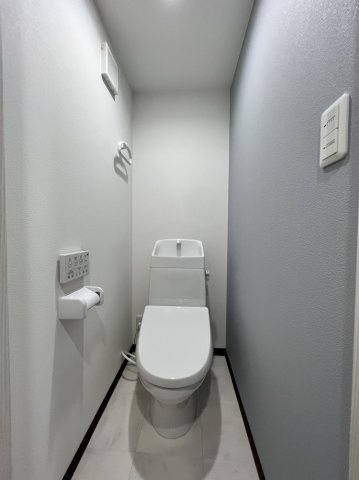 諫早市飯盛町中山のアパートのトイレ