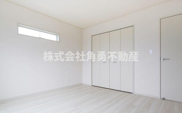 秦野市東田原　新築一戸建て　1号棟の内観：施工例|《施工例》洋室
