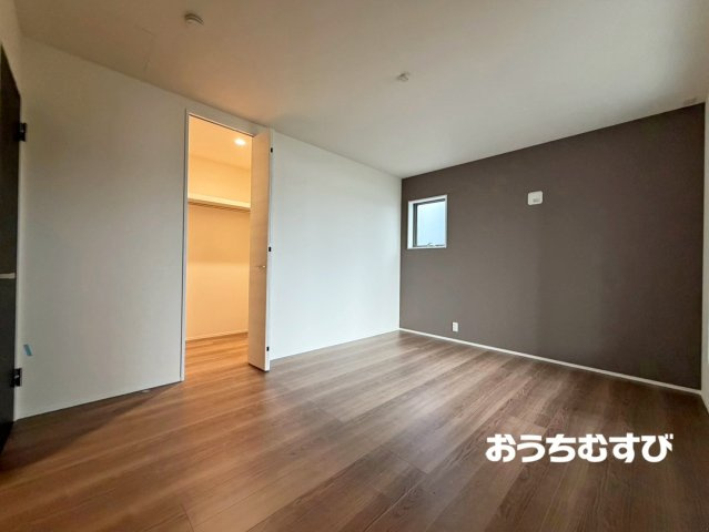 春日井市柏井町7丁目(全4棟)の洋室