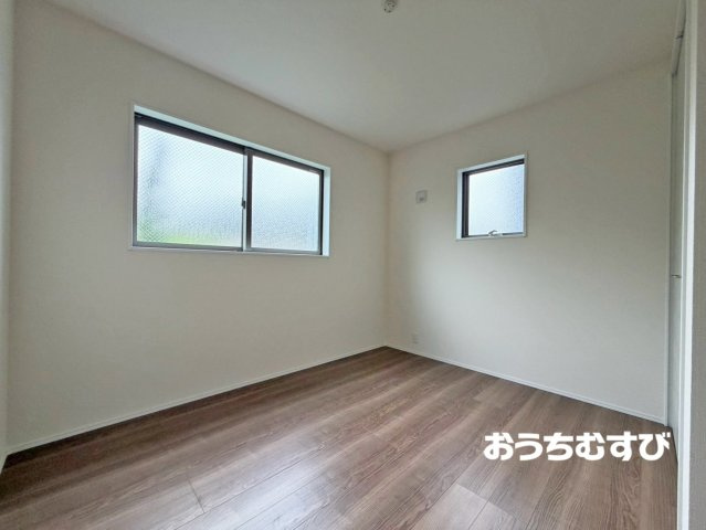 春日井市柏井町7丁目(全4棟)の洋室