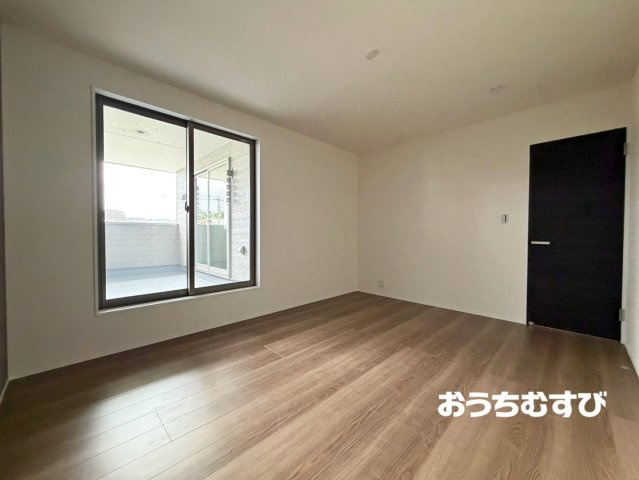 春日井市柏井町7丁目(全4棟)の洋室