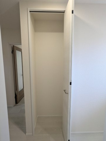 瀬戸市松原町三丁目　全2棟の収納