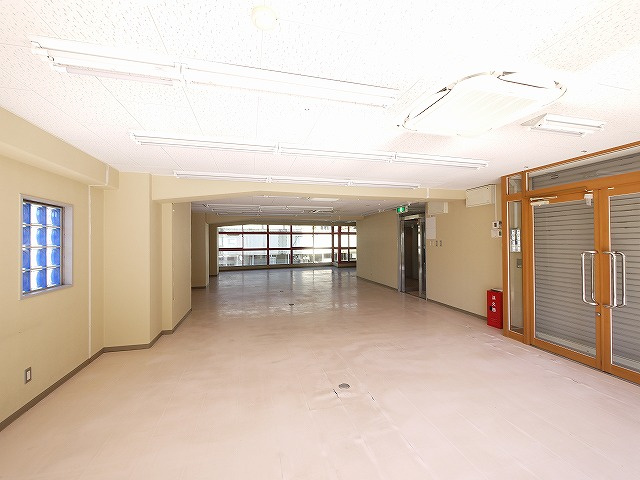 RIVER　SIDE川端の内装