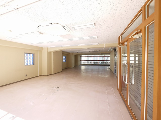 RIVER　SIDE川端の内装