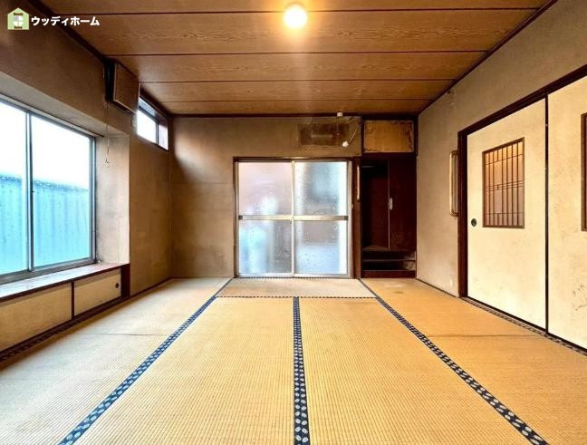 川口市赤井　中古一戸建ての和室