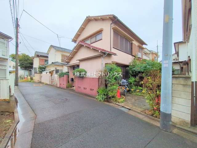 練馬区東大泉6丁目　土地31坪×建築条件なし　限定1区画の前面道路含む現地写真|古屋あり