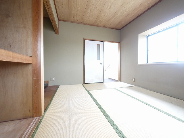 小阪戸建の居間・リビング