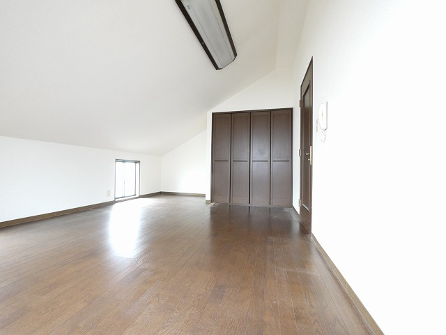 小阪戸建の洋室