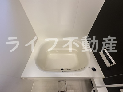 サニーコート俊徳の浴室|コンパクトで使いやすいお風呂です