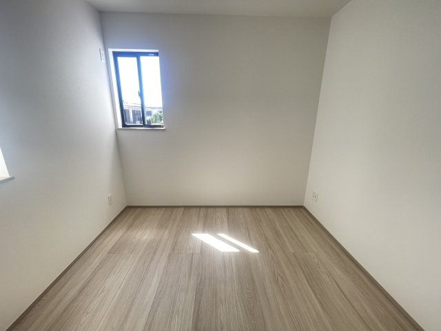 読谷村大木（全3棟）の洋室|※同仕様写真です