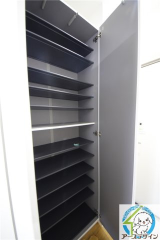 ノイシュヴァン朝霧山手の収納|※類似部屋
