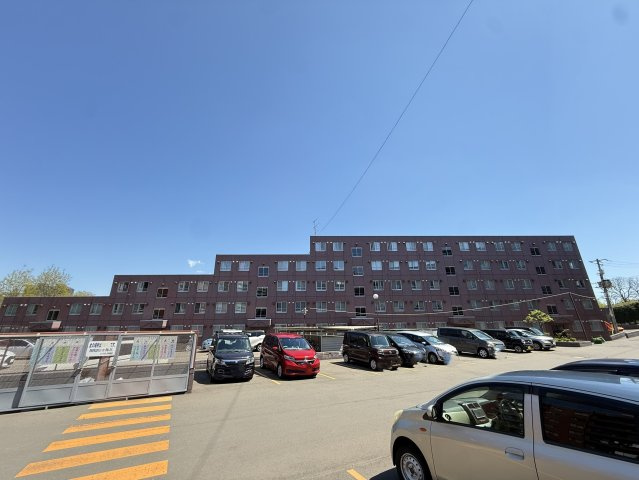 メゾンドルチェ平岸B棟