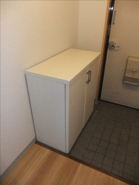 瑞和ビルの内装|下駄箱