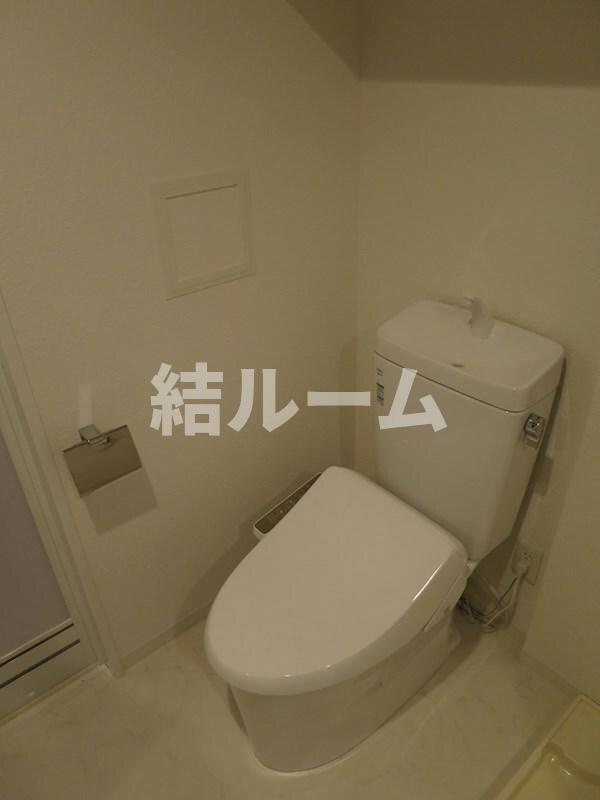 北区滝野川７丁目の賃貸マンションのトイレ