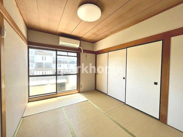 瀬戸ハイツの和室