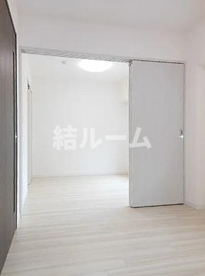 板橋区小茂根４丁目の賃貸マンションの居間・リビング