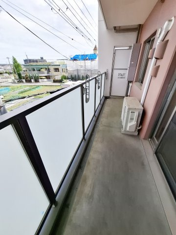 Xpavela甲東園のバルコニー
