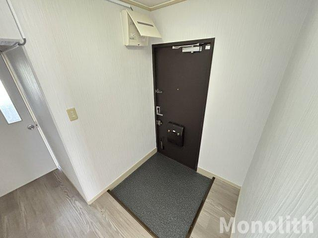 新檜尾台第4次住宅の玄関
