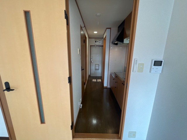 ピアチェーレＴⅡ左京山の玄関