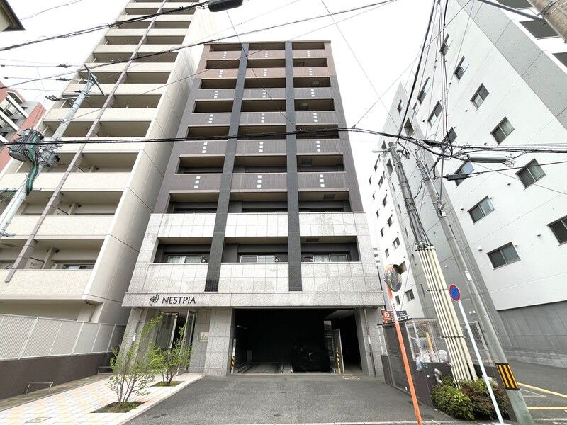 ネストピア箱崎駅前
