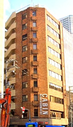 キャビン西本町ビルの外観